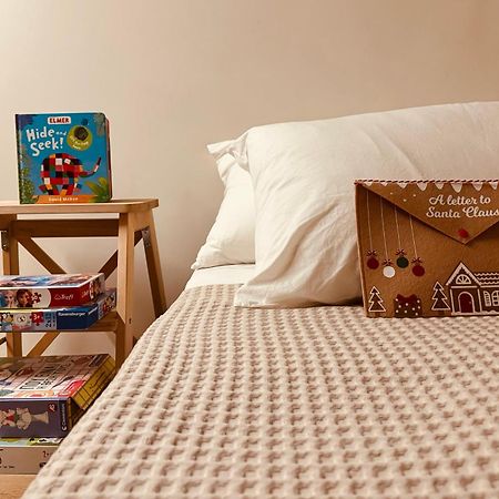 2 Bedroom Apt - Live Like A Local In Kolonaki 雅典 外观 照片
