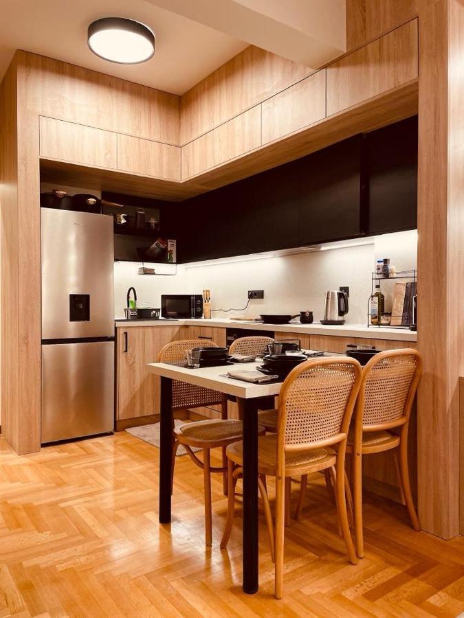 2 Bedroom Apt - Live Like A Local In Kolonaki 雅典 外观 照片