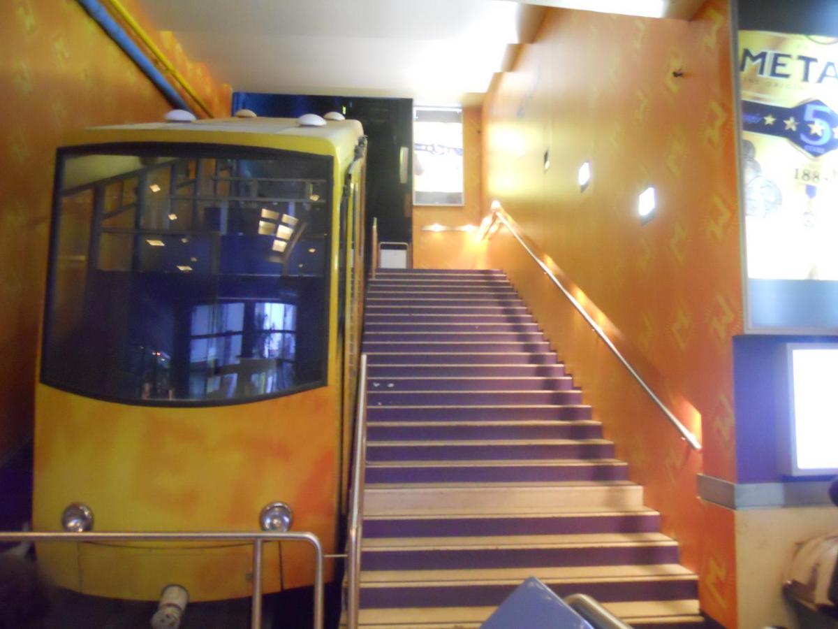 2 Bedroom Apt - Live Like A Local In Kolonaki 雅典 外观 照片