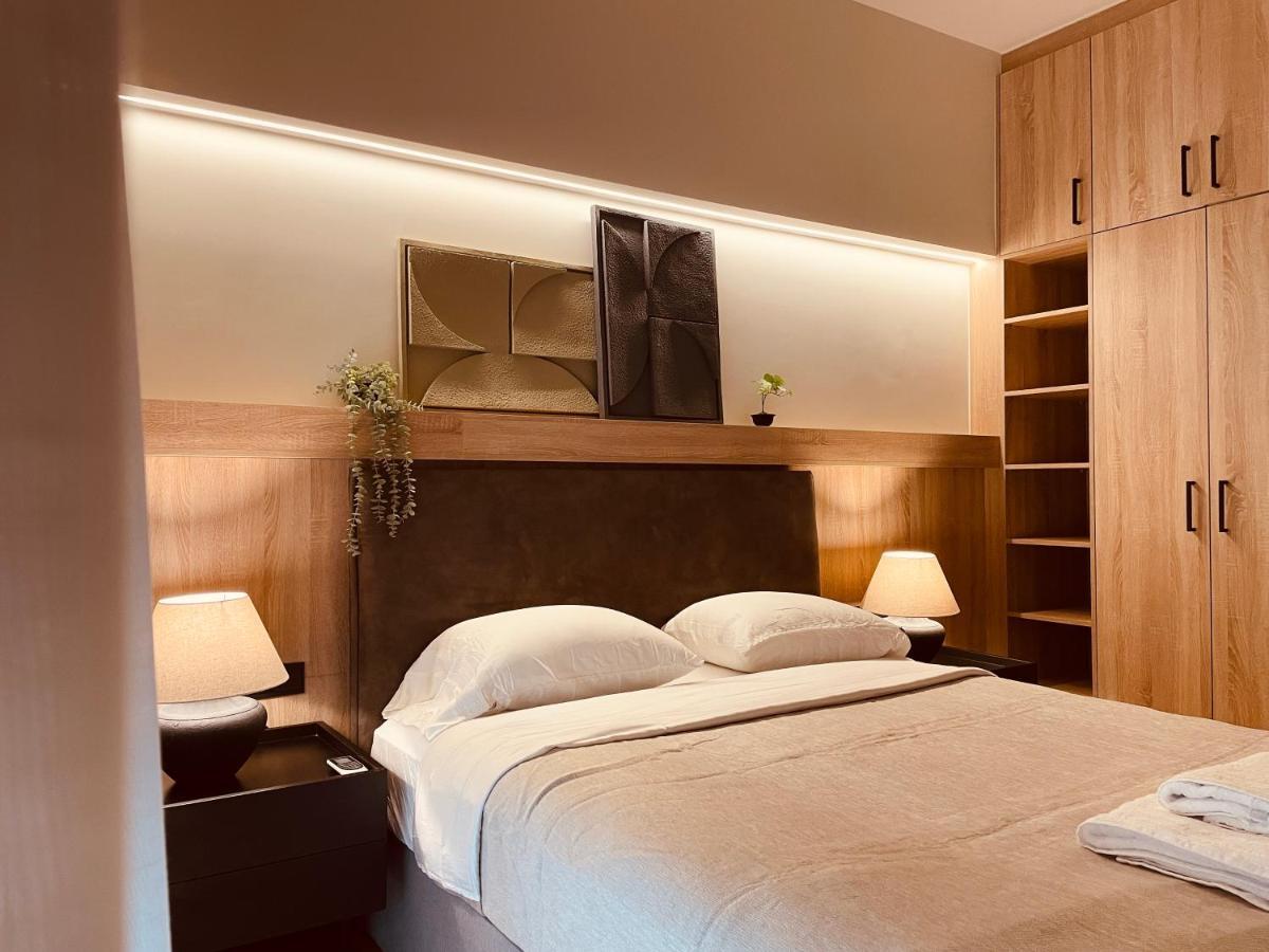 2 Bedroom Apt - Live Like A Local In Kolonaki 雅典 外观 照片