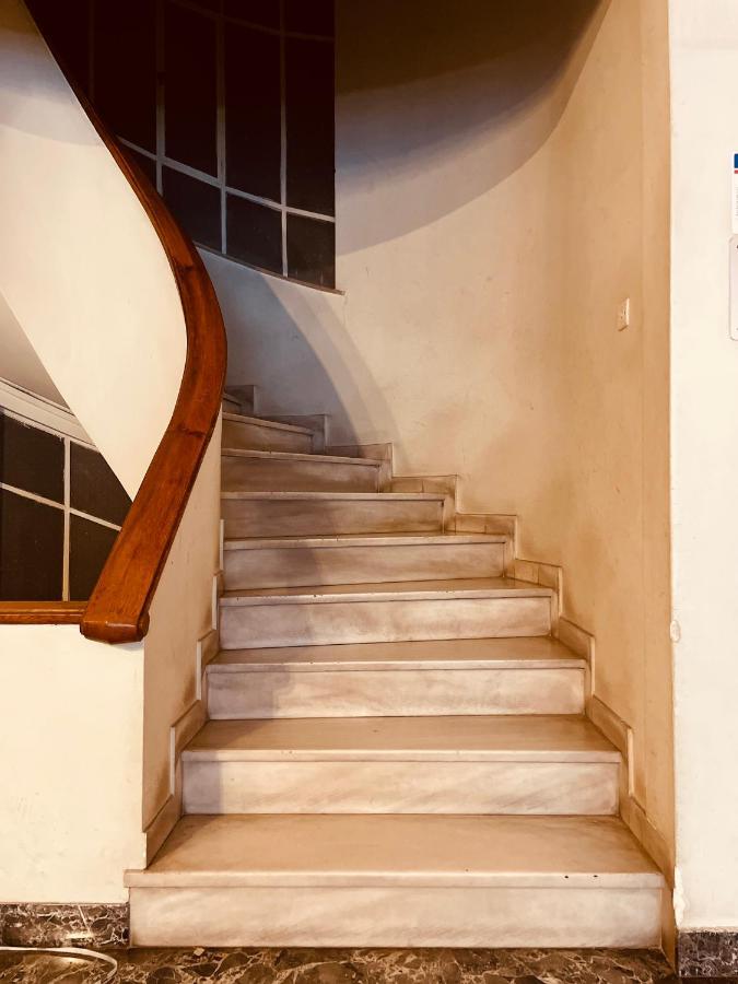 2 Bedroom Apt - Live Like A Local In Kolonaki 雅典 外观 照片