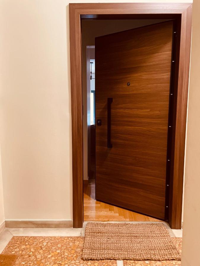 2 Bedroom Apt - Live Like A Local In Kolonaki 雅典 外观 照片