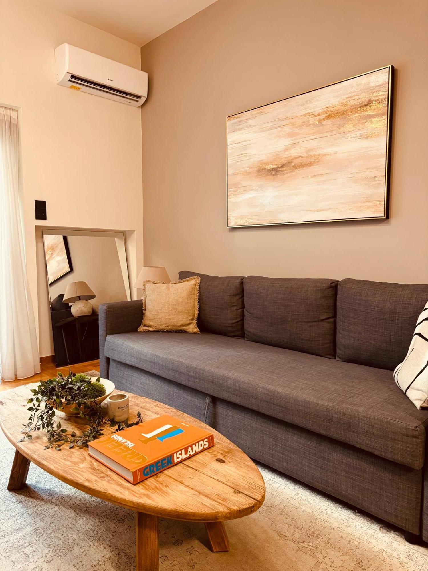 2 Bedroom Apt - Live Like A Local In Kolonaki 雅典 外观 照片