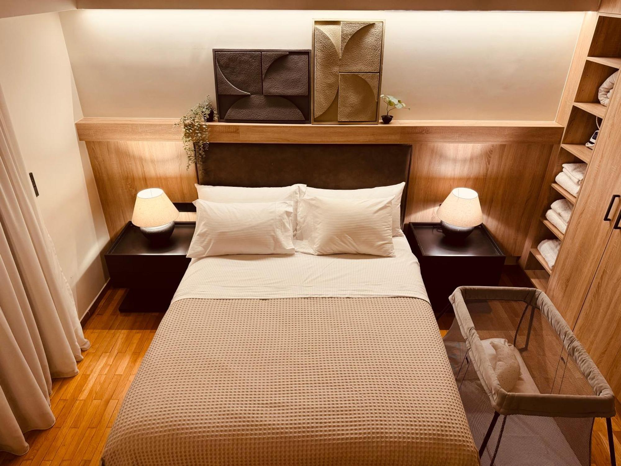 2 Bedroom Apt - Live Like A Local In Kolonaki 雅典 外观 照片